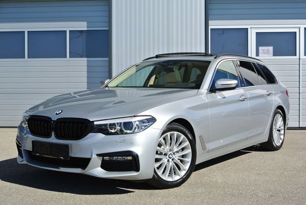 BMW 520d Touring xDrive Luxury 140 kW image number 1