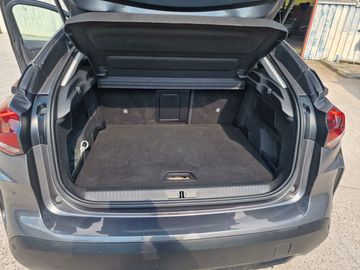 Car image 35