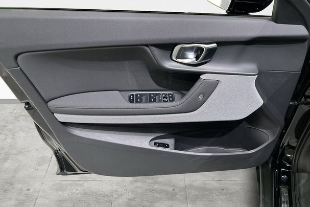 Polestar 2 78 kWh Long Range Dual Motor 304 kW image number 17