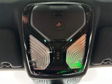 Car image 37