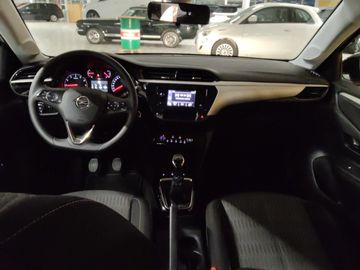 Car image 19