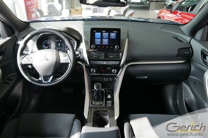 Car image 8