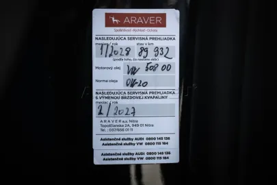 Car image 46