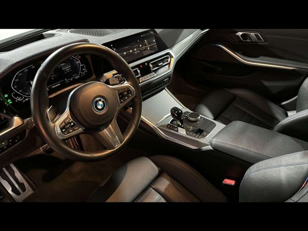 BMW 330 Touring M Sport 137 kW image number 4