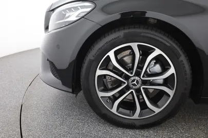 Car image 33