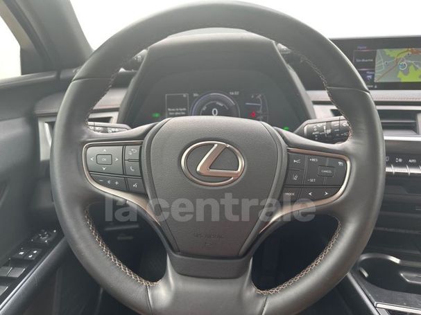 Lexus UX 136 kW image number 11