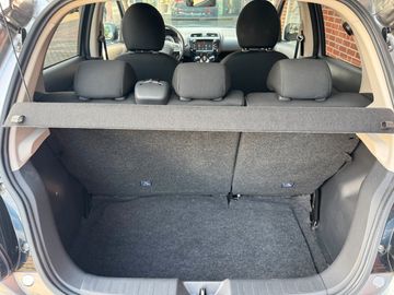 Car image 23