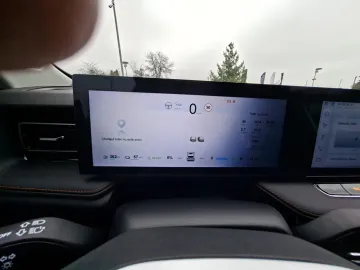 Car image 29