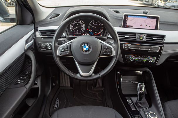 BMW X2 sDrive18d Advantage 110 kW image number 10