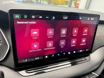 Car image 32