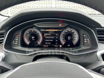 Car image 38