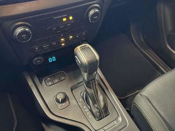 Car image 37