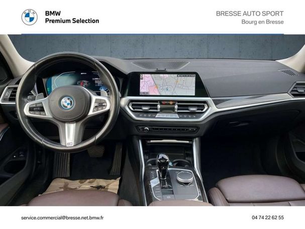 BMW 330 Touring 137 kW image number 4