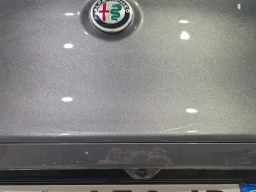 Car image 29