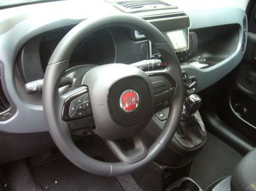 Car image 16