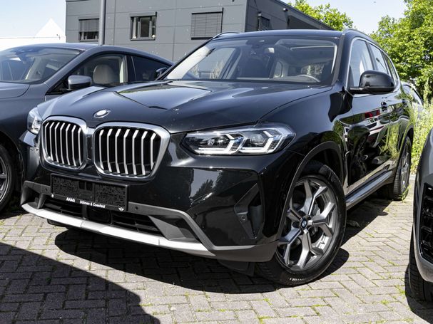 BMW X3 xDrive30i 180 kW image number 1