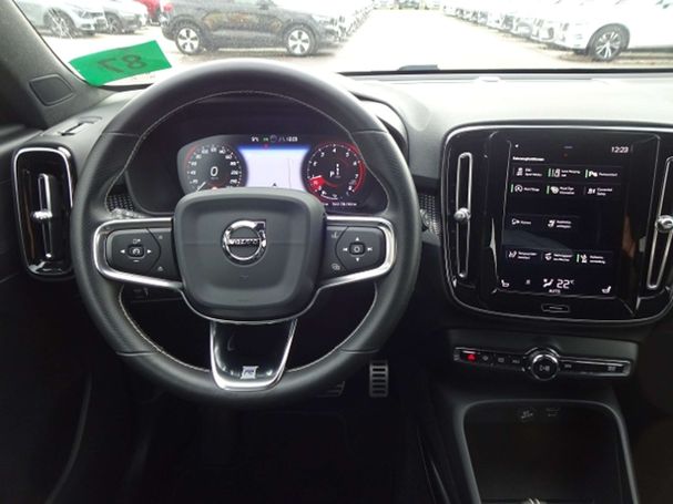 Volvo XC40 T4 140 kW image number 12