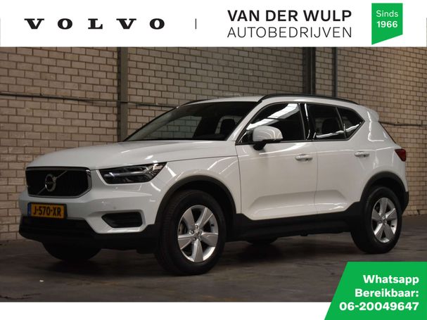 Volvo XC40 T2 Momentum 95 kW image number 1