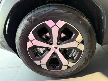 Car image 41