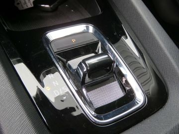 Car image 40