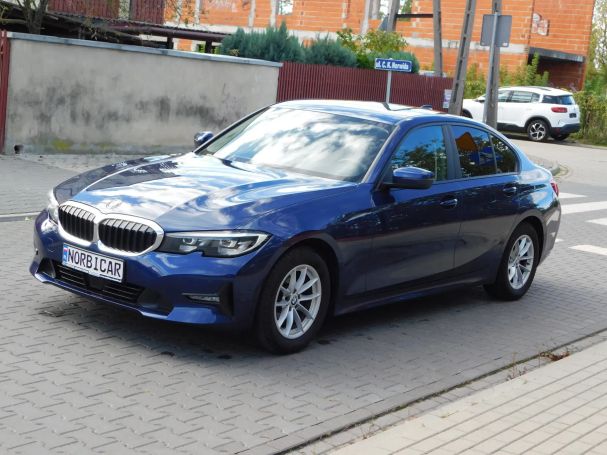 BMW 320d Efficient Dynamic Advantage 120 kW image number 19