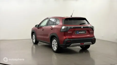 Car image 5