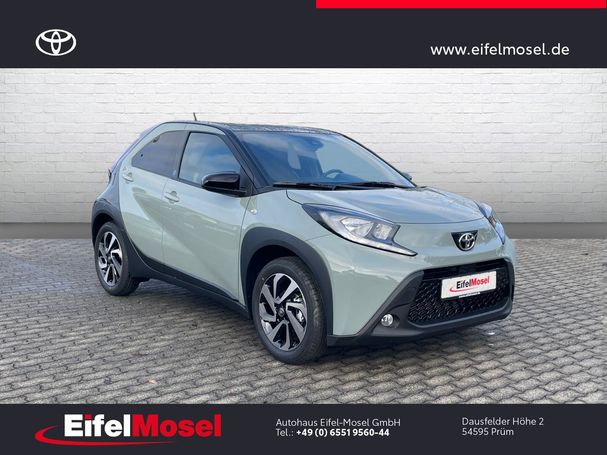 Toyota Aygo X 1.0 53 kW image number 2