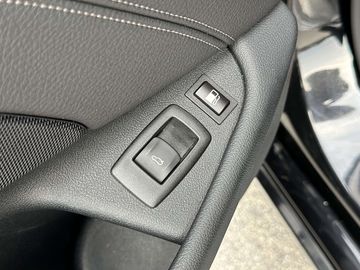 Car image 41