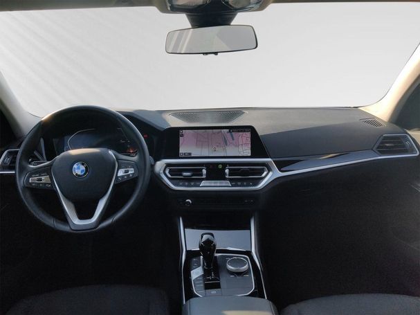 BMW 330i 190 kW image number 6