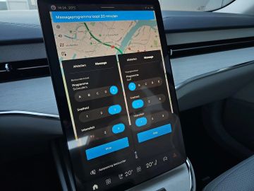 Car image 29