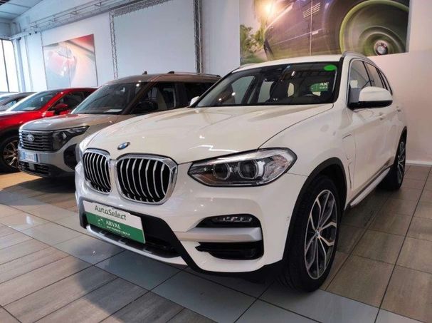 BMW X3 xDrive30e 215 kW image number 1