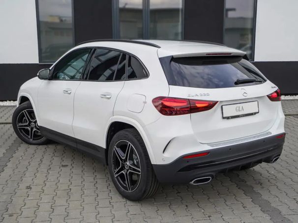 Mercedes-Benz GLA 220 140 kW image number 4