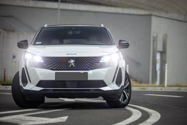 Peugeot 3008 165 kW image number 4