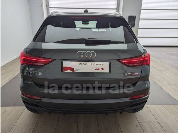 Audi Q3 1.4 TFSIe S tronic S-line 180 kW image number 4