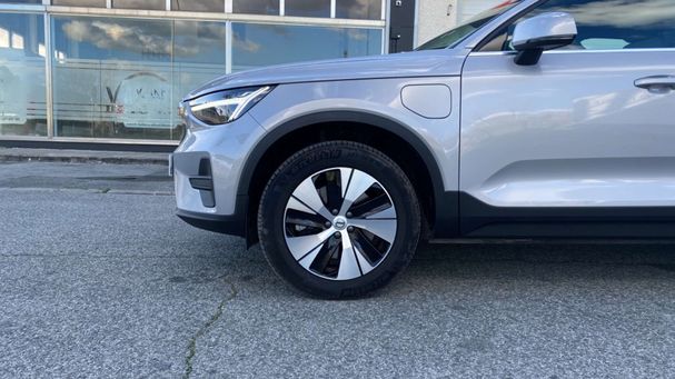 Volvo XC40 Recharge T4 155 kW image number 15