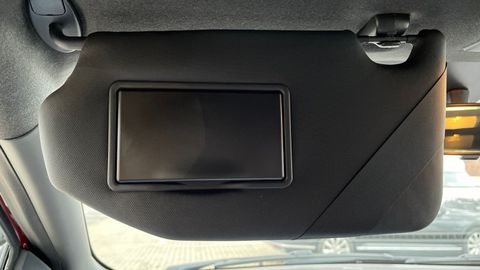 Car image 38