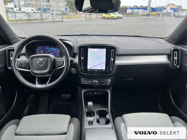 Volvo XC40 B3 Core 120 kW image number 13