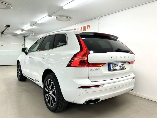 Volvo XC60 T6 Recharge AWD 250 kW image number 4