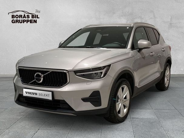 Volvo XC40 B4 Core 147 kW image number 1