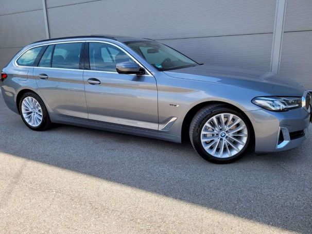 BMW 530i Touring 185 kW image number 1