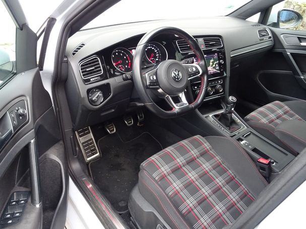 Volkswagen Golf GTI 169 kW image number 18