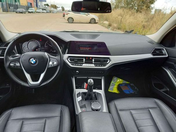 BMW 318d Touring 110 kW image number 28