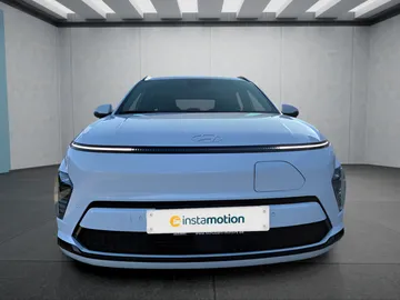 Car image 26
