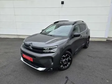 Car image 24