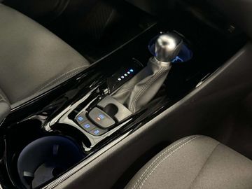 Car image 35