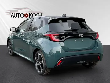 Car image 4