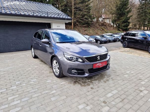 Peugeot 308 1.5 96 kW image number 2