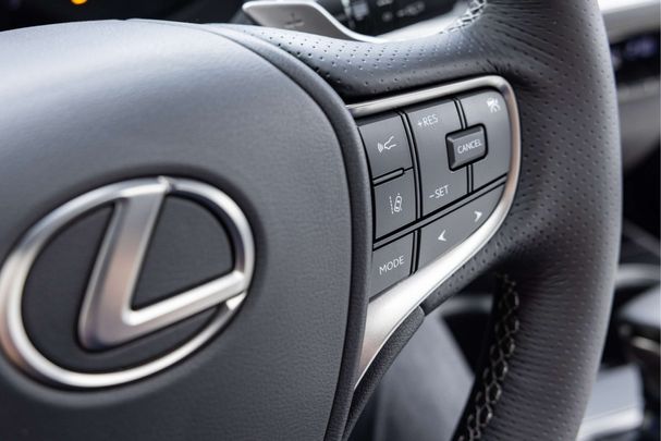 Lexus UX 250h 135 kW image number 21