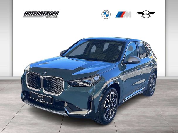 BMW iX1 xDrive30 225 kW image number 1