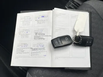 Car image 35